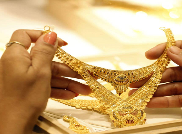 Gold-and-Jewellery